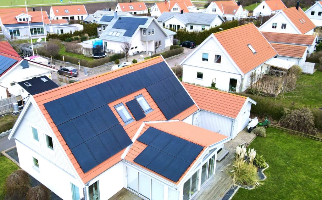 Solceller Syd installerar solpaneler i Trelleborg