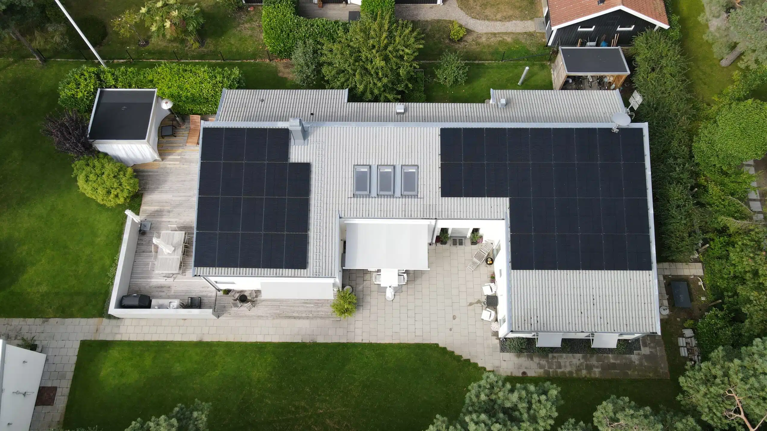 Solceller installerade i Höllviken, Vellinge